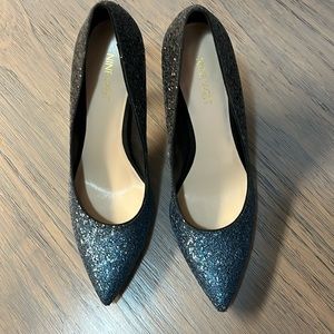 Nine West SZ 8 Sparkling Party Blue/Navy Pumps